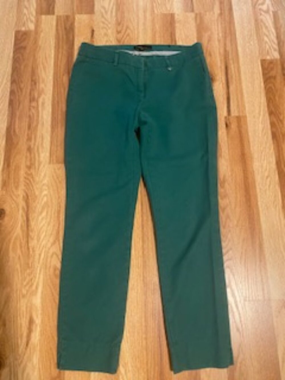 Women's casual dress chino style capri pants by Dahlia